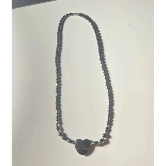 Black Heart Necklace - Picture 1 of 2